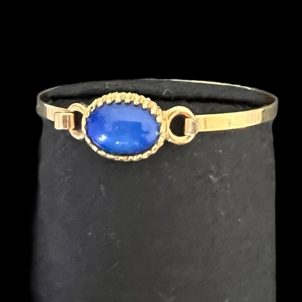 Vintage Signed AVON Blue Cabochon Tension Hook Bracelet